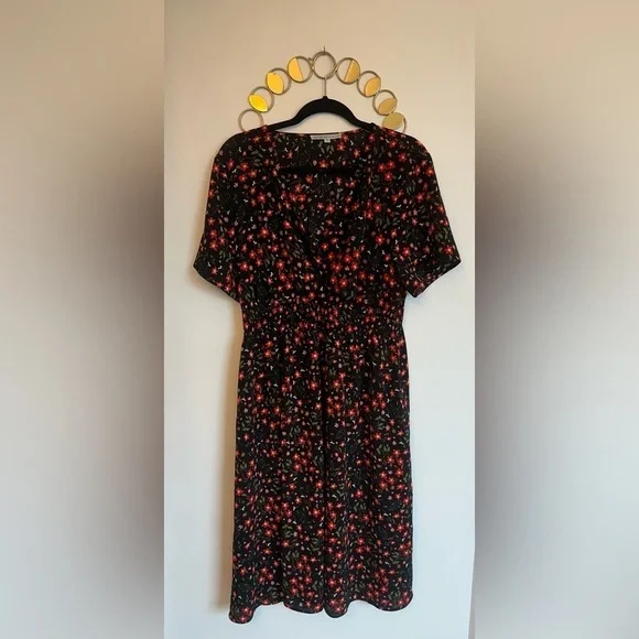 Cleo Petites Women Size XL Floral Midi Dress Black Red White Ruched Waist V Neck - Picture 1 of 6